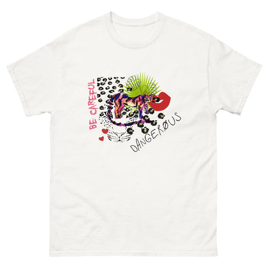 DANGEROUS WOMAN TEE